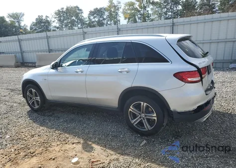 2016 Mercedes-Benz Glc 300 4Matic from USA, damaged, VIN WDC0G4KB5GF074274